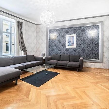 Carlton Suites Vienna Exterior photo
