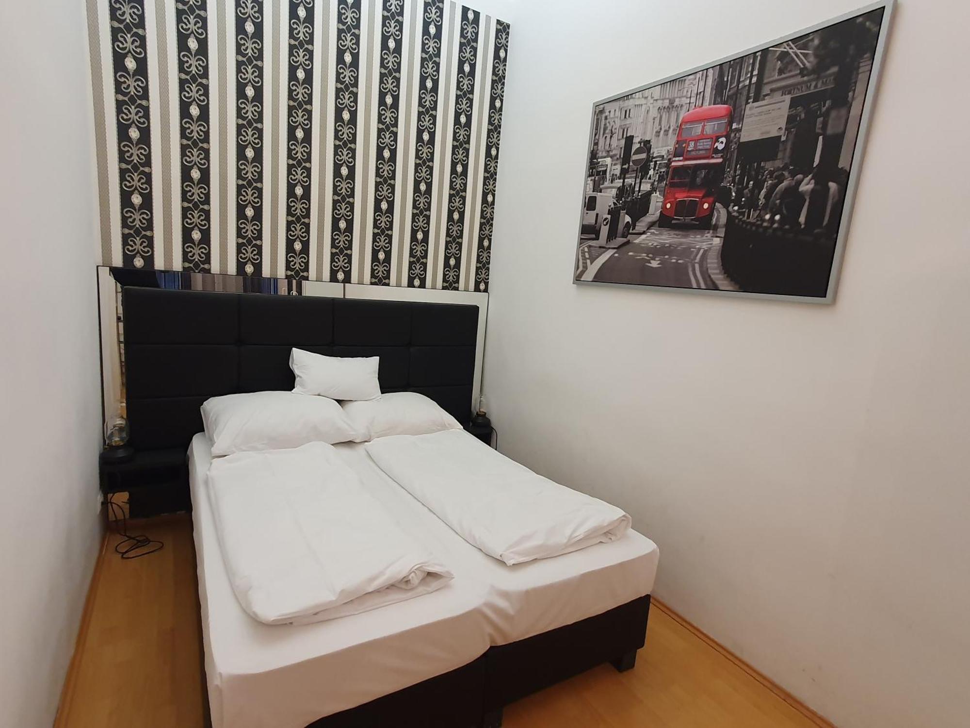 Carlton Suites Vienna Exterior photo